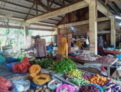 Libur Tahun Baru, Personel Polsek Nisam Tetap Monitoring Stok Sembako di Pasar Tradisional