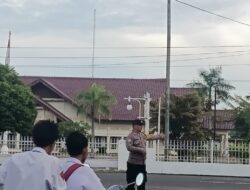 Cegah Kemacetan, Personel Polsek Banda Sakti Atur Lalin di Persimpangan