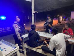 Sisir Tempat Tongkrongan Remaja, Tim URC Polres Lhokseumawe Sampaikan Himbauan