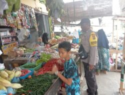 Kapolsek Simpang Keuramat Pastikan Stok Sembako Jelang Ramadhan Stabil