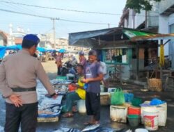 Personel Satpolairud Polres Lhokseumawe Patroli di Pasar Pusong Baru