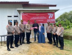 Hari Bhayangkara ke 77, Kapolres Lhokseumawe Serahkan Rumah Layak Huni Kepada Warga Muara Dua