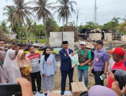 PLN NP UP Arun Bantu Sembako untuk Korban Kebakaran di Lhokseumawe