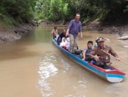 Anak-anak Sarah Raja Menantang Sungai demi Pendidikan: Dinas PK Aceh Utara Akan Buka Kelas Jauh