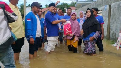 Mawardi Ali Bantu Korban Banjir di Uteunkot Lhokseumawe