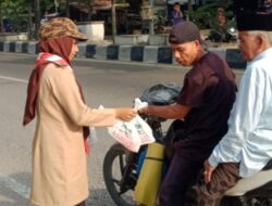 Pengurus OSIM dan Pramuka MAN 2 Aceh Utara Berbagi Berkah Ramadhan