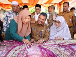 Pertahankan Eksistensi Tikar Aceh: Pelatihan dan Inovasi untuk Meningkatkan Kesejahteraan Perajin di Jambo Mesjid