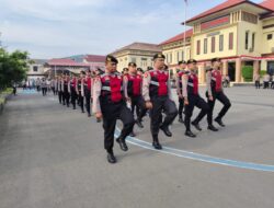 Polres Lhokseumawe Menggelar Latihan Baris-Berbaris untuk Meningkatkan Kedisiplinan dan Keterampilan Anggota