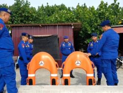 Sat Pol Airud Gelar Latihan Alat Keselamatan Korban Laut