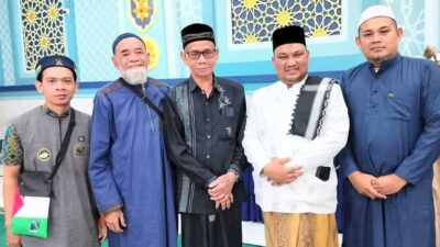 Merajut Cahaya Subuh, Jejak Bang Azhari dari Masjid ke Masjid