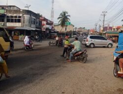 Polsek Samudera pengaturan Arus Lalin dalam Giat Strong Poin Pagi