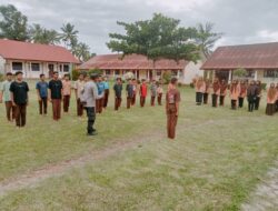 Polsek Simpang Keuramat Latih Siswa SMP Negeri 3 Disiplin Melalui Baris-Berbaris