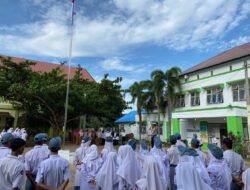 Polisi Saweu Sikula : Polantas Jadi Pembina Upacara di SMA Negeri 2 Lhokseumawe