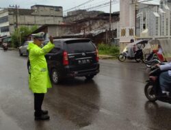 Musim Hujan, Polantas Polres Lhokseumawe Imbau Pengguna Jalan untuk Lebih Berhati-hati