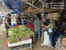 Patroli Kota Presisi Polres Lhokseumawe Ciptakan Keamanan dan Kenyamanan bagi Pedagang