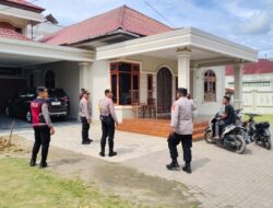 Patroli Polisi di Lhokseumawe Sambangi Rumah Paslon Pilkada, Ini Tujuannya