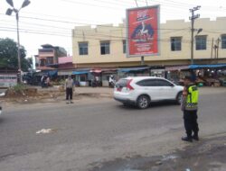 Polsek Samudera Beri Pengamanan jalan dalam giat Strong Point Pagi