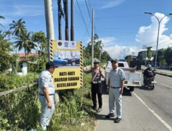 Tekan Angka Kecelakaan, Satlantas Polres Lhokseumawe Pasang Spanduk Imbauan Titik Rawan Kecelakaan