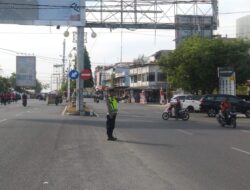 Polsek Banda Sakti Pastikan Kelancaran Lalu Lintas di Simpang BTN Lhokseumawe