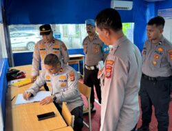 Wakapolres Lhokseumawe Kunjungi Pos Pelayanan Operasi Lilin 2024 di Krueng Geukuh