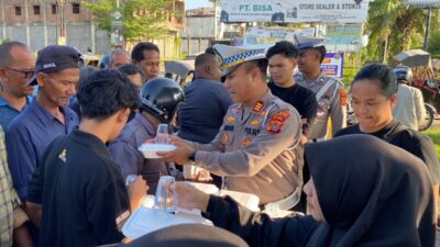 Jumat Barokah Satlantas Polres Lhokseumawe : Kepedulian yang Menyentuh Hati Masyarakat