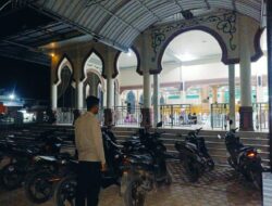 Polsek Sawang Amankan Shalat Isya dan Tarawih di Masjid Darul Ulya