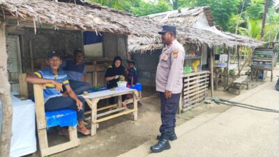Polsek Muara Satu Gelar Patroli di Batuphat Timur, Ciptakan Rasa Aman di Tengah Masyarakat