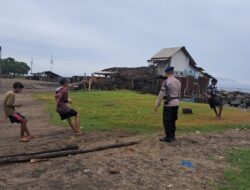 Polairud Sapa Nelayan Pusong Baru, Ajak Jaga Kebersihan dan Waspada Premanisme