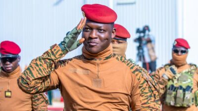 Inilah Ibrahim Traoré: Pemimpin Termuda Dunia dari Burkina Faso yang Lagi viral 