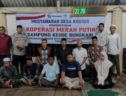 Dukung Ekonomi Desa, Kapolsek Muara Batu Hadiri Rapat Pembentukan Koperasi Merah Putih Gampong Bungkaih