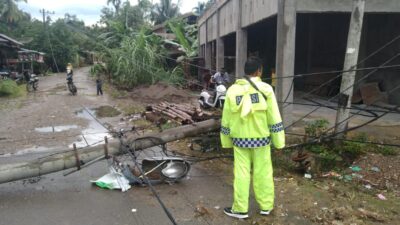 Polisi Imbau Warga Waspada Hujan dan Angin Kencang, Peristiwa di Alue Dua Jadi Peringatan