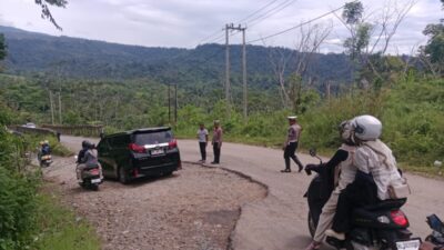 Satlantas Polres Lhokseumawe Amankan Wisata Gunung Salak, Arus Lalu Lintas Terkendali dan Kondusif