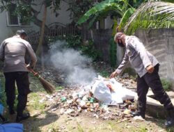 Sambut HUT Bhayangkara ke-79, Polsek Muara Batu Gelar Gotong Royong di Mako
