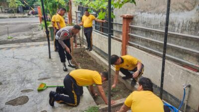 Jelang HUT Bhayangkara ke-79, Polsek Banda Sakti Gelar Korve Bersihkan Lingkungan Mako