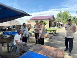 Sat Binmas Polres Lhokseumawe Imbau Nelayan Waspadai Cuaca Ekstrem di Pasar Ikan