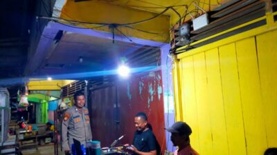 Polsek Kuta Makmur Gelar Patroli Malam, Dekati Warga untuk Cegah Gangguan Kamtibmas