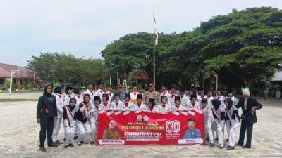 Kapolsek Dewantara Jadi Inspektur Upacara HUT RI ke-80 di SMA Negeri 1 Dewantara