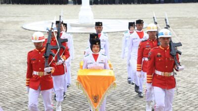 Pelajar Aceh Utara Sukses Kibarkan Merah Putih di HUT ke-80 RI