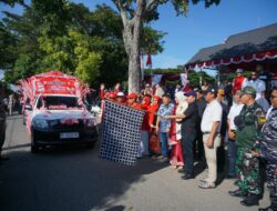 Kapolres Lhokseumawe Hadiri dan Ikut Lepas Pawai Karnaval HUT RI ke-80