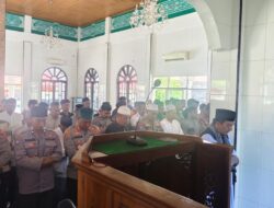 Polres Lhokseumawe Gelar Sholat Gaib untuk Driver Ojol Korban Rantis di Jakarta