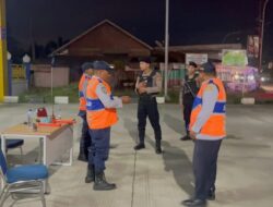 Polisi Patroli di Terminal Tipe A Lhokseumawe, Wujudkan Rasa Aman Bagi Penumpang