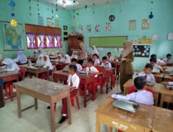 Polsek Muara Dua Kawal Distribusi 7.301 Porsi Makan Bergizi Gratis, Pastikan Tepat Sasaran