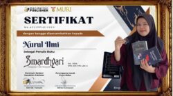 Mahasiswi Tadris Bahasa Indonesia UIN Lhokseumawe Raih Rekor MURI Lewat Buku Pentigraf
