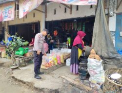 Polsek Nisam Intensifkan Patroli Humanis di Pasar Tradisional, Antisipasi Aksi Kriminalitas