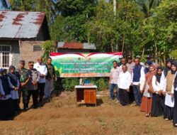 Dukung Ketahanan Pangan, Polsek Muara Batu Tanam Jagung Bersama Warga di Desa Cot Seurani