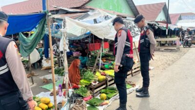 Samapta Polres Lhokseumawe Patroli Pasar Tradisional, Cegah Premanisme dan Jaga Rasa Aman Pedagang