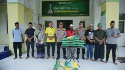 Kapolres Lhokseumawe AKBP Dr. Ahzan Sambangi Balai Rehabilitasi Moral dan Akhlak, Serahkan Bantuan Beras Untuk Santri Tamora