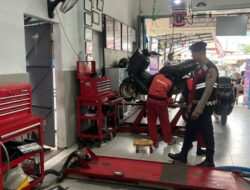 Polisi Patroli di Pusat Keramaian, Polres Lhokseumawe Perketat Pengamanan Kawasan Perdagangan