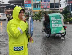 Musim Hujan Melanda, Polantas Lhokseumawe Ingatkan Pengendara Tingkatkan Kewaspadaan di Jalan