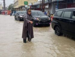 Kapolsek Samudera Tinjau Banjir Meluas, 17 Desa Terdata Terdampak di Kecamatan Samudera